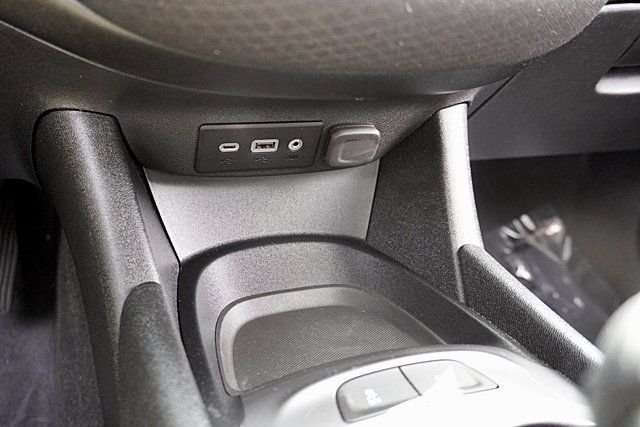 Used 2025 Chevrolet Malibu RS FWD image 38