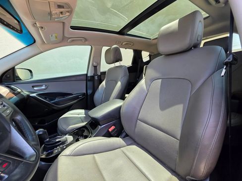 Used 2017 Hyundai Santa Fe Sport FWD image 11