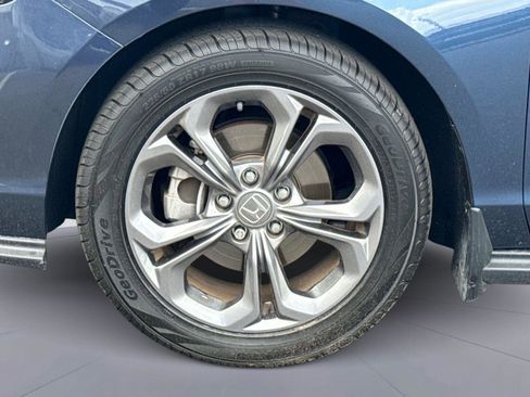 Certified 2023 Honda Accord EX image 11