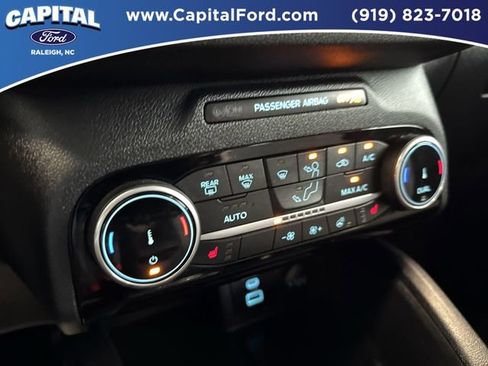 Certified 2022 Ford Escape SE w/ Convenience Package FWD image 29
