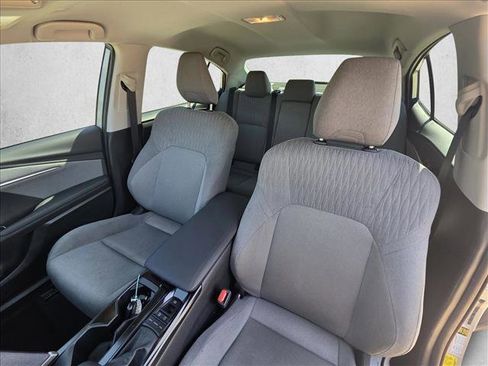 Used 2025 Toyota Camry LE image 12