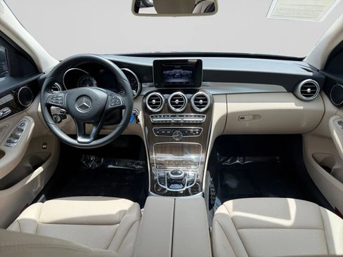 Used 2017 Mercedes-Benz C 300 Sedan image 19