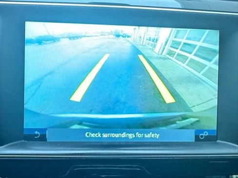 Used 2018 Jaguar F-PACE R-Sport image 20