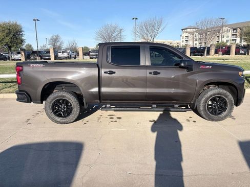 Used 2021 Chevrolet Silverado 1500 LT Trail Boss w/ Bed Protection Package image 3
