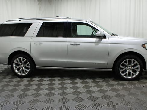 Used 2018 Ford Expedition Max Platinum AWD/4WD image 35