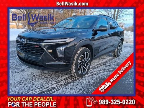 Used 2024 Chevrolet Trax RS w/ Driver Confidence Package image 1