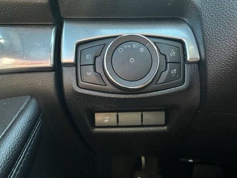 Used 2017 Ford Explorer Limited w/ Equipment Group 303A AWD/4WD image 16