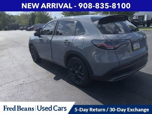 Used 2024 Honda HR-V Sport image 3