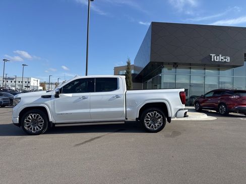 Used 2024 GMC Sierra 1500 Denali Ultimate image 7