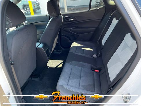 Used 2024 Chevrolet Trax RS FWD image 6