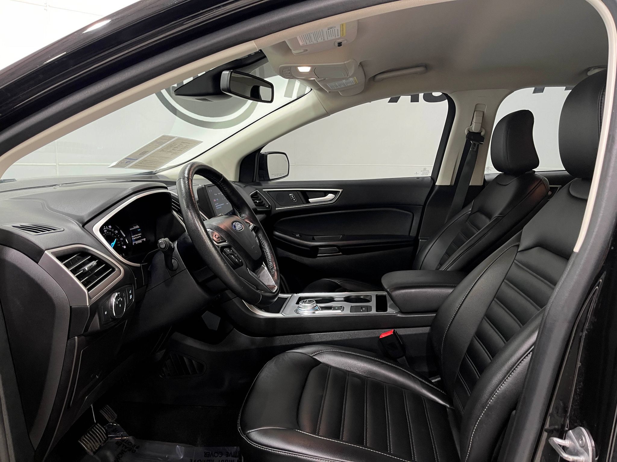 Used 2021 Ford Edge SEL w/ Convenience Package AWD/4WD image 11