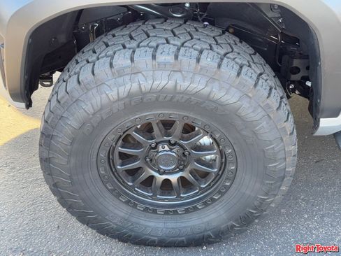 Certified 2026 Toyota 4Runner TRD Off-Road Premium image 8