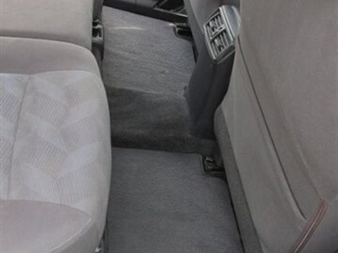 Used 2016 Nissan Rogue S AWD/4WD image 17