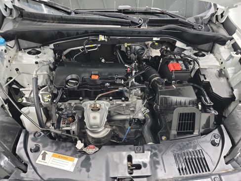 Certified 2025 Honda HR-V Sport image 24