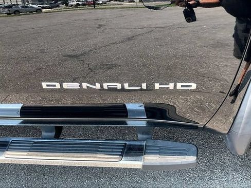 Used 2021 GMC Sierra 2500 Denali w/ Denali Ultimate Package AWD/4WD image 33