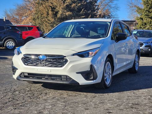 Used 2024 Subaru Impreza 2.0i image 3