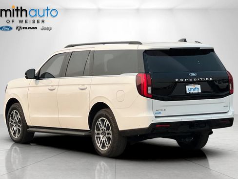 Used 2025 Ford Expedition Max Active AWD/4WD image 7