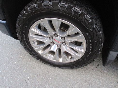 Used 2019 GMC Sierra 1500 Denali image 9