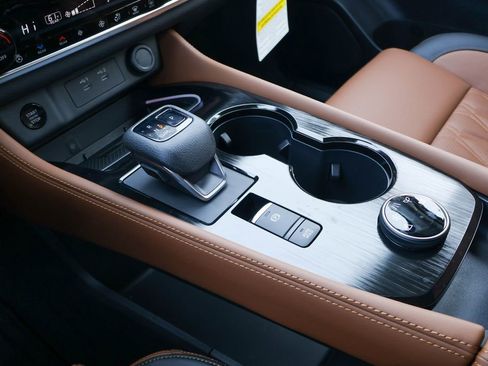 New 2026 Nissan Rogue Platinum image 14