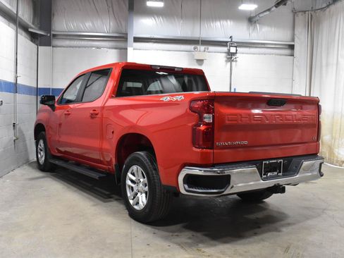 Used 2025 Chevrolet Silverado 1500 LT AWD/4WD image 21