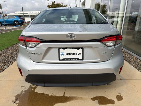 Used 2023 Toyota Corolla LE image 6