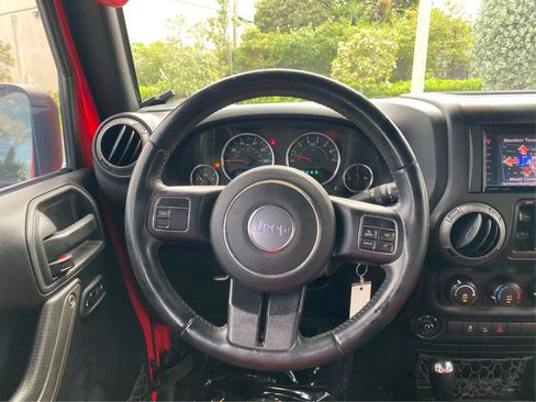 Used 2017 Jeep Wrangler Unlimited Sport w/ Quick Order Package 24S AWD/4WD image 12