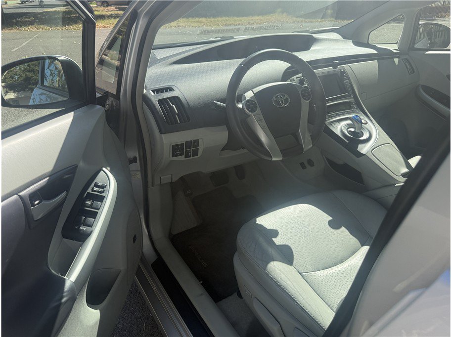 Used 2010 Toyota Prius Five FWD image 9