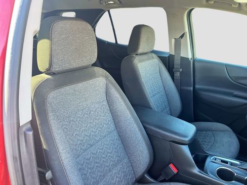 Used 2023 Chevrolet Equinox LT FWD image 27