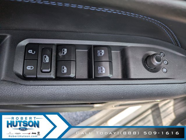 Used 2025 Jeep Compass Limited w/ High Altitude Package AWD/4WD image 15