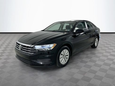 Used 2019 Volkswagen Jetta S w/ Driver Assistance Package FWD image 3