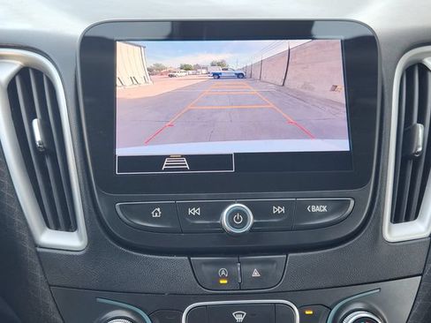 Used 2024 Chevrolet Malibu LS FWD image 6