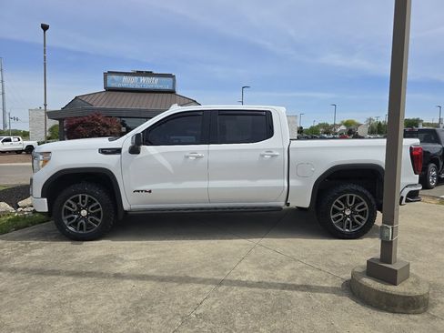 Used 2022 GMC Sierra 1500 AT4 w/ AT4 Premium Package AWD/4WD image 19