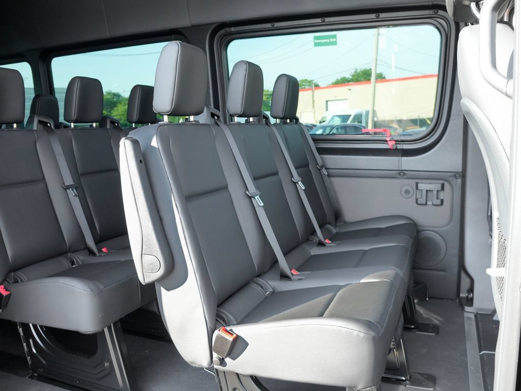 New 2026 Mercedes-Benz Sprinter 2500 image 9
