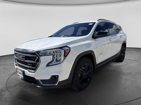 Used 2023 GMC Terrain AT4 w/ Tech Package AWD/4WD image 6
