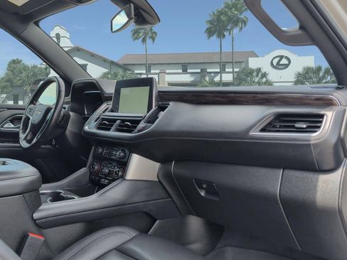 Used 2022 Chevrolet Tahoe LT w/ Luxury Package RWD image 28