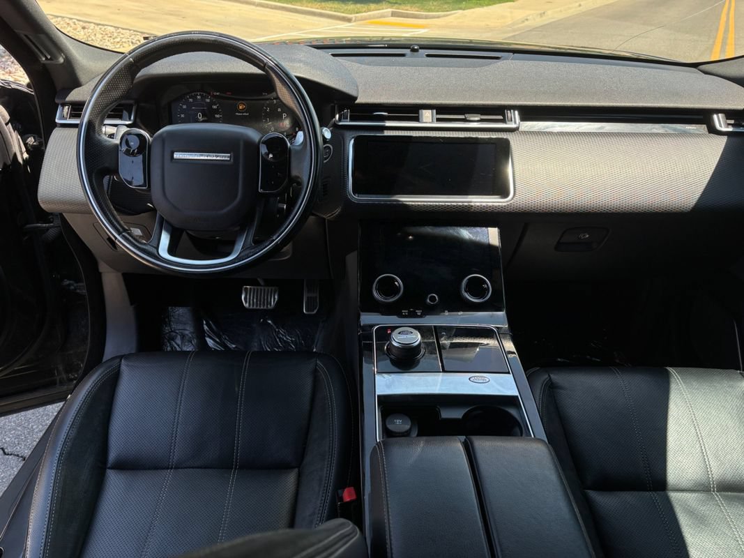 Used 2018 Land Rover Range Rover Velar R-Dynamic SE AWD/4WD image 10