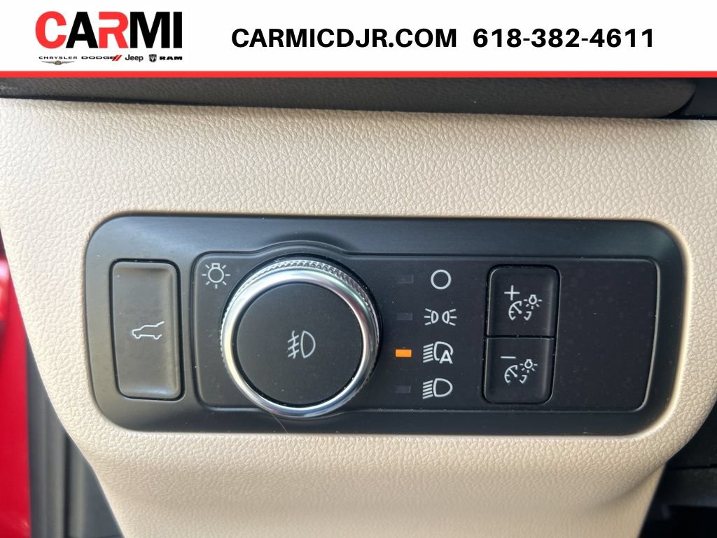Used 2022 Ford Escape SEL w/ Technology Package AWD/4WD image 15