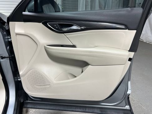 Used 2023 Buick Envision Preferred FWD image 10