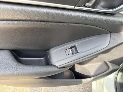Used 2020 Honda Accord Sport image 12