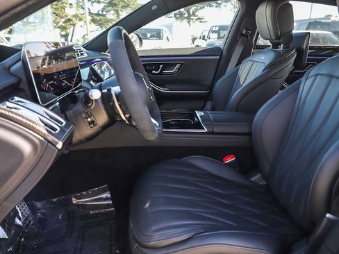 New 2025 Mercedes-Benz S 63 AMG S image 19