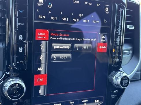 Used 2020 RAM 2500 Laramie w/ Night Edition image 36