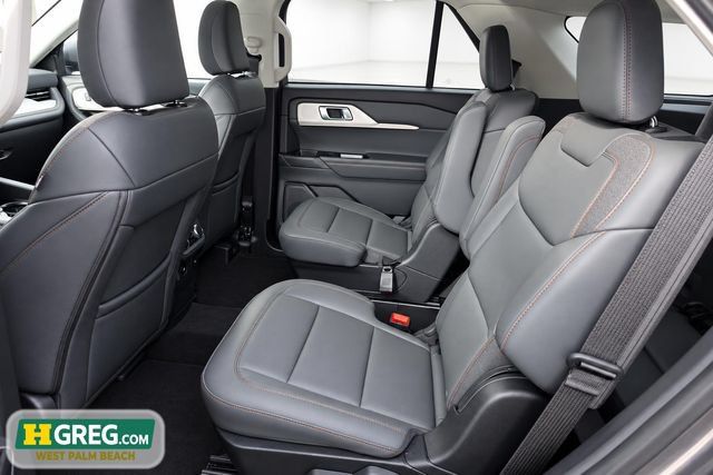 Used 2026 Ford Explorer Active w/ Active Comfort Package RWD image 13