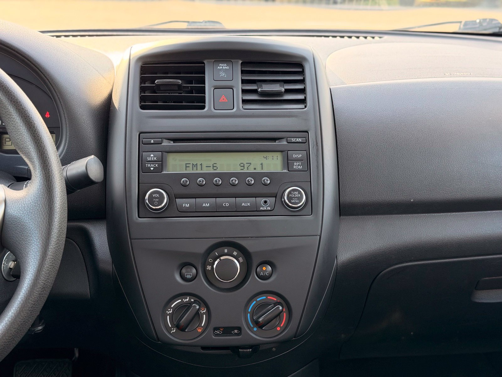 Used 2018 Nissan Versa S Plus FWD image 26