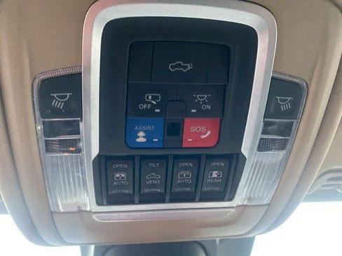 Used 2021 RAM 1500 Laramie image 7