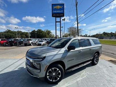 New 2026 Chevrolet Suburban LT w/ Comfort Package