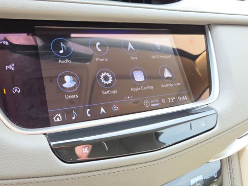 Used 2024 Cadillac XT5 Premium Luxury w/ Technology Package FWD image 21