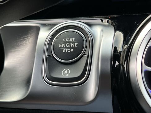 Used 2026 Mercedes-Benz GLB 250 4MATIC image 31