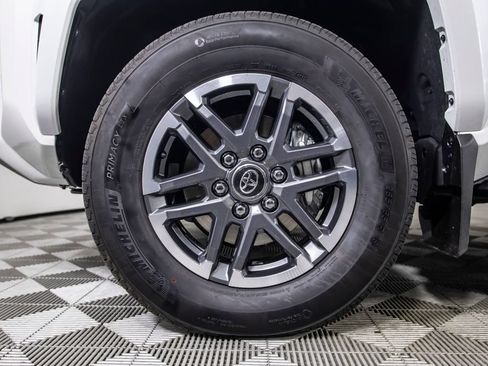 Used 2026 Toyota 4Runner Limited AWD/4WD image 41