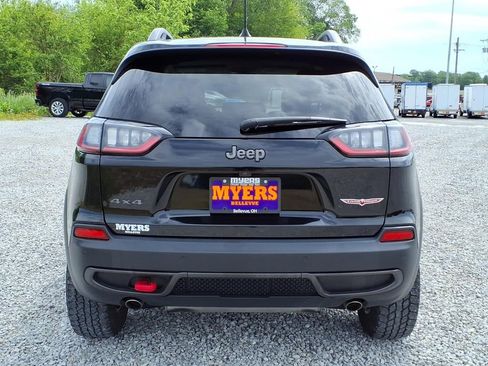 Used 2021 Jeep Cherokee Trailhawk w/ Premium Leather Package AWD/4WD image 8