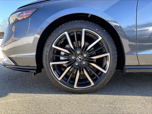 New 2026 Honda Accord Touring image 8